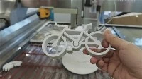 ¿Qué tipo de cabezal de corte tiene una máquina CNC para cortar mármol?
